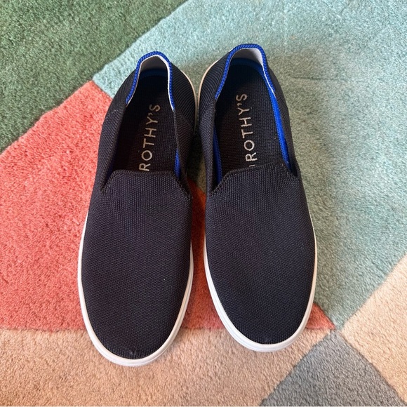 Rothy's The Original Slip On Sneaker in Black Woven Knit Slip Ons Size 5.5 EUC - Picture 6 of 15
